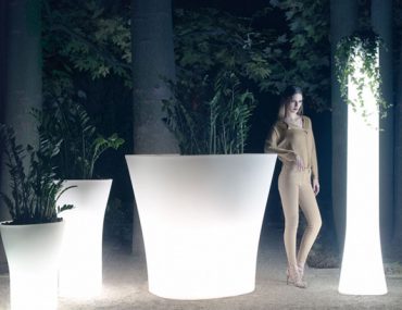 Vondom: pots de fleurs Bones Design Ludovica & Roberto Palomba