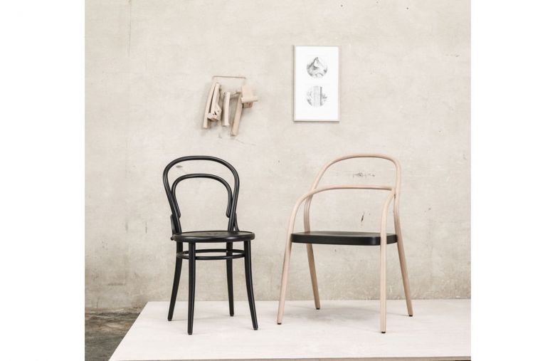 Chaise 4 pieds en bois 14 - Design Ton