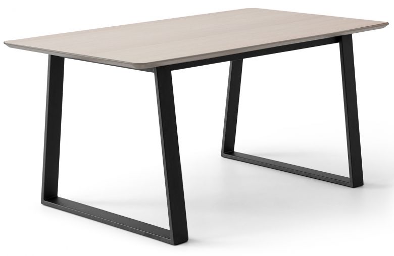 Table de repas extensible MEZA  - bois et FENIX - piétement trapèze - 165x90 / 210x306 cm - Design By Hammel